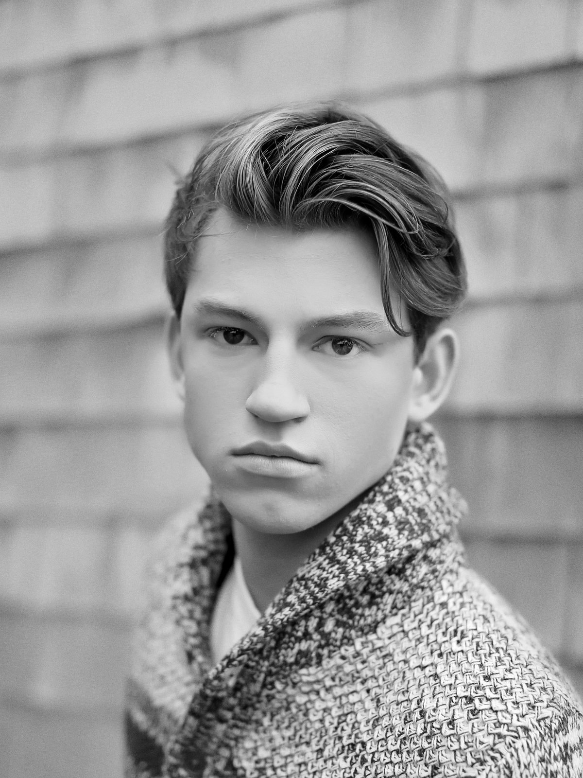 Senior portrait grooming